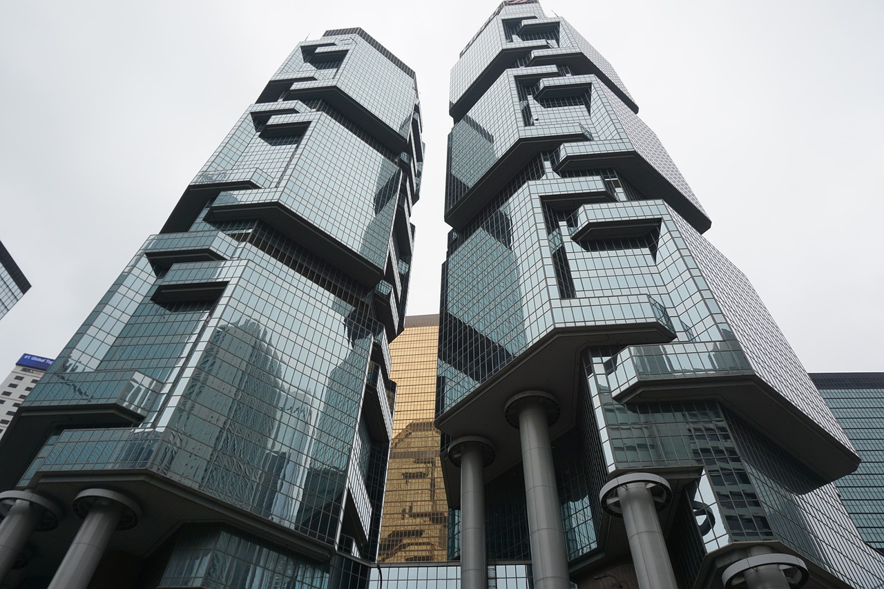 美股上市的中国公司，机遇与挑战并存