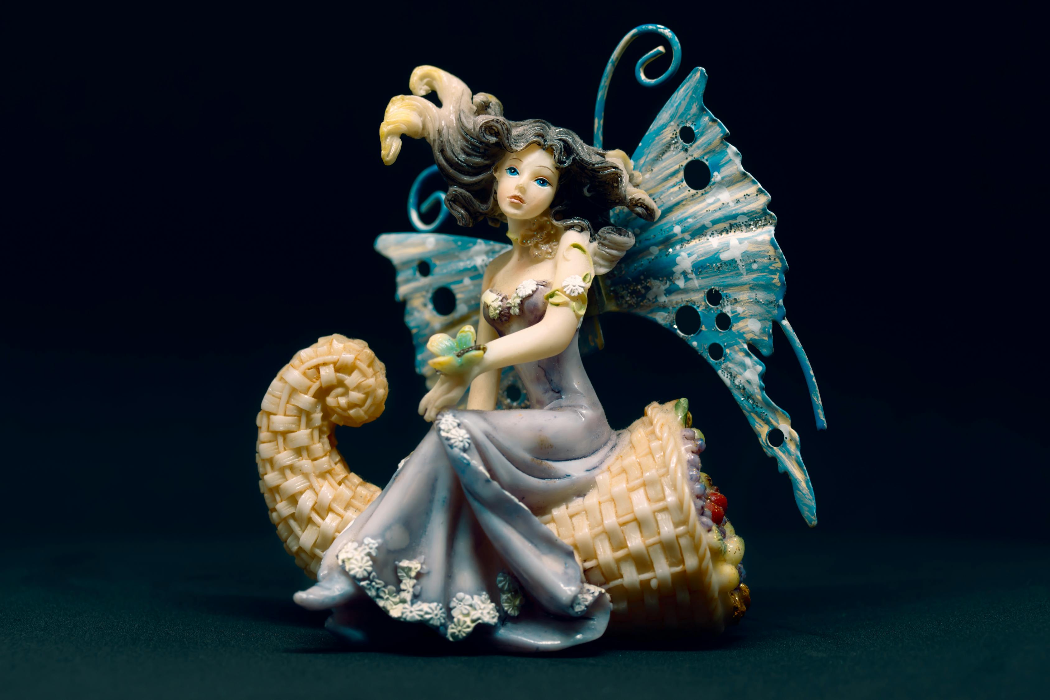 动漫人物绘画技巧，从基础到进阶，画出好看的动漫角色