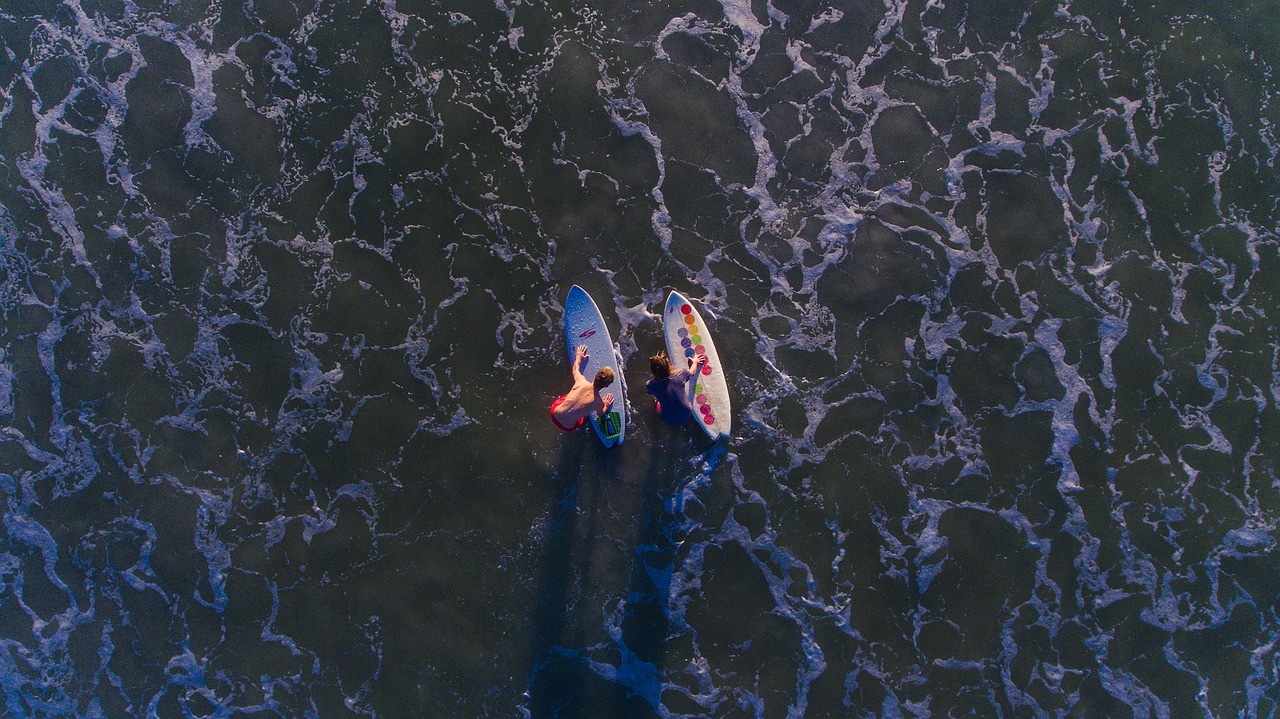 海贼最新传奇，波澜壮阔的海洋冒险之旅启动！