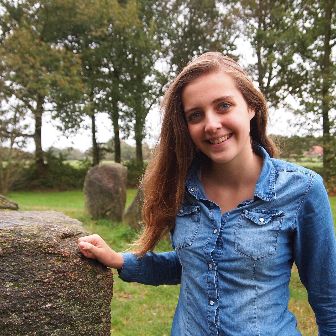 2017年最新潮流QQ女生头像精选