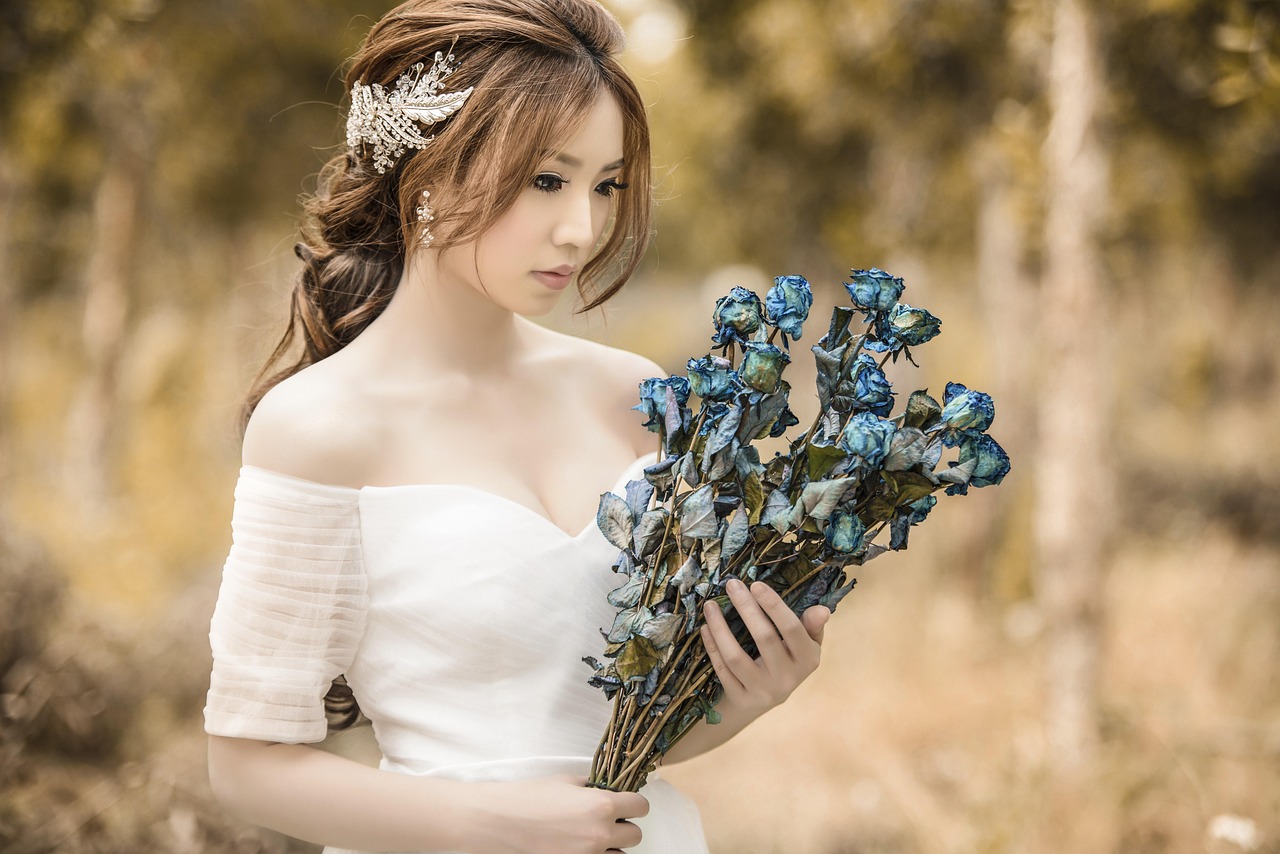 离婚女明星的人生转折与重新出发之旅
