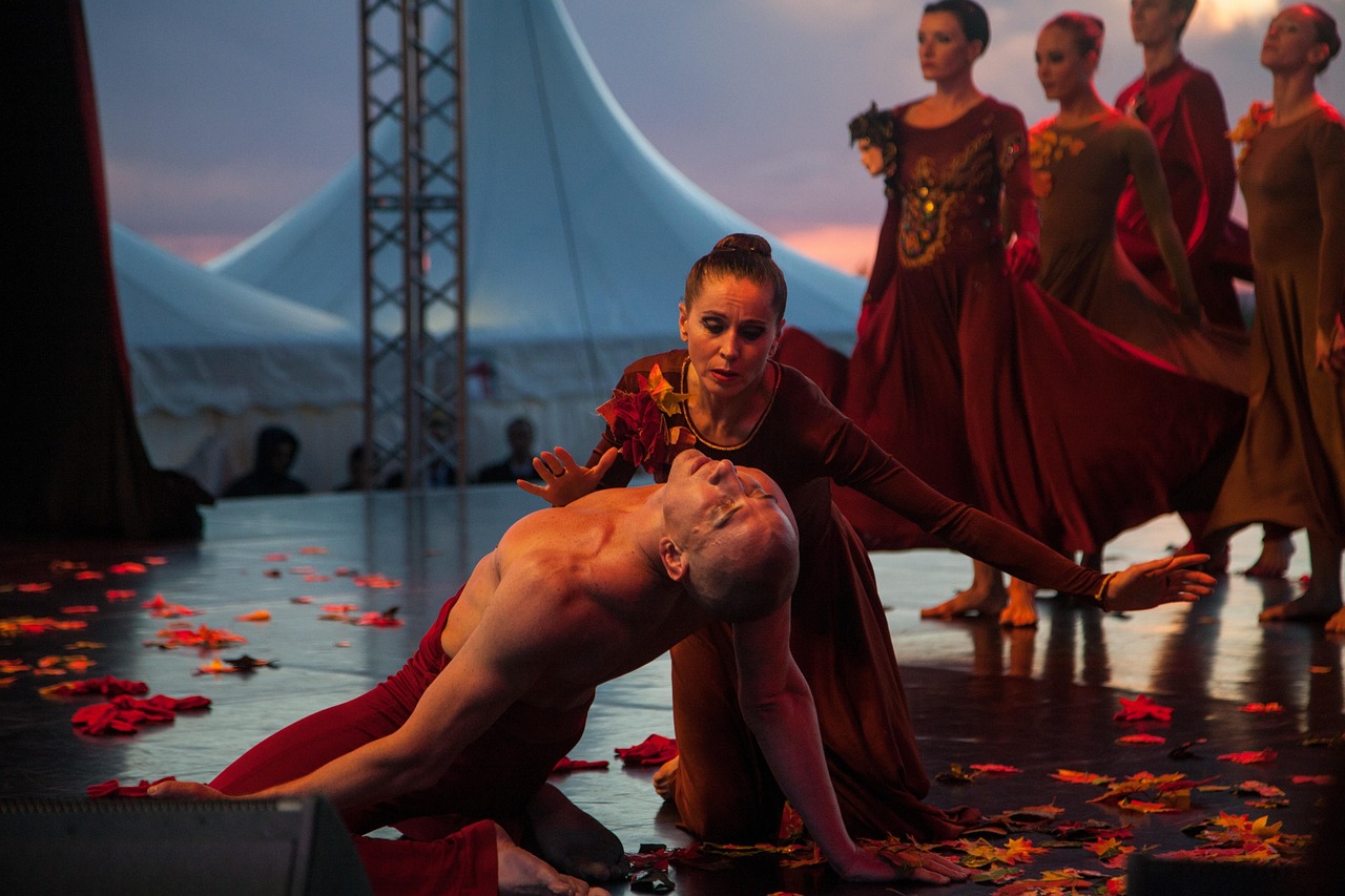 罗密欧与朱丽叶演员，演绎经典爱情故事的璀璨明星