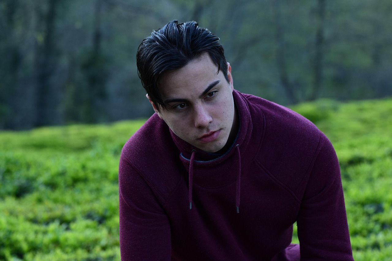 卢勇，多样角色的艺术之旅，多部电视剧展现演技魅力