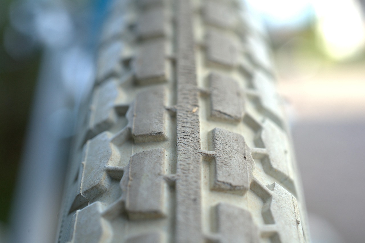 安达轮胎价格深度解析,市场趋势与影响因素探讨