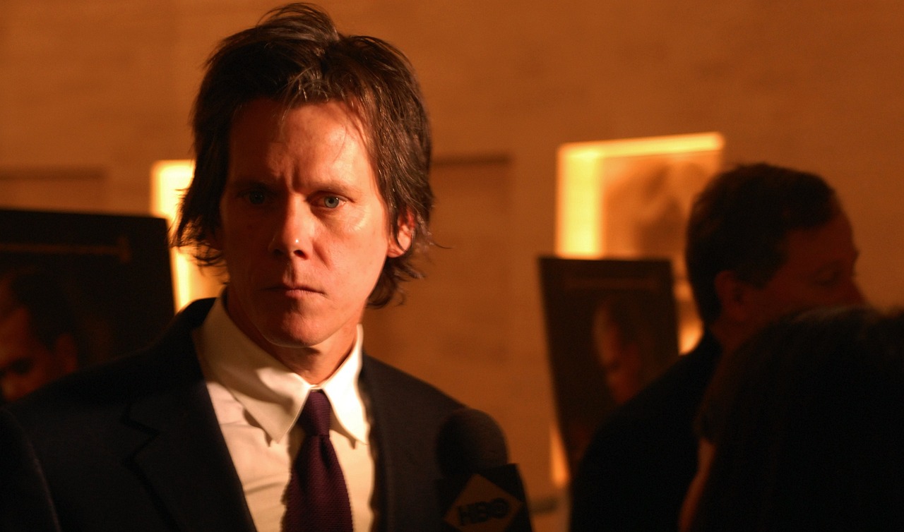 魏健隆,星光熠熠的影视新星演员