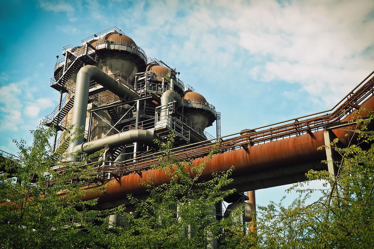 最新钢材价格及动态分析概览