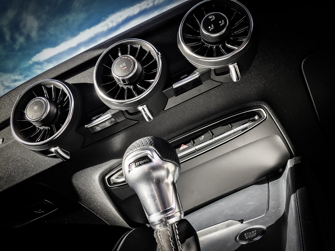 江南TT汽车最新动态,探究江南汽车TT车型是否已经上市