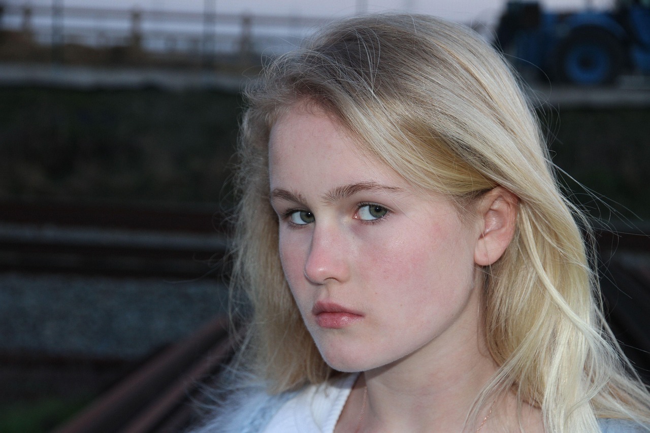 长形脸明星的独特魅力展现