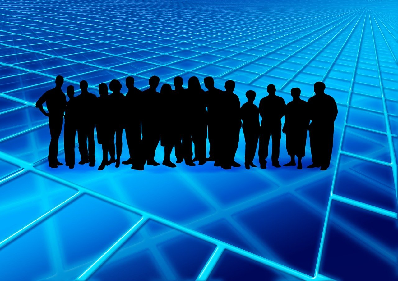 探索时尚前沿，解析2018流行色彩趋势揭秘！