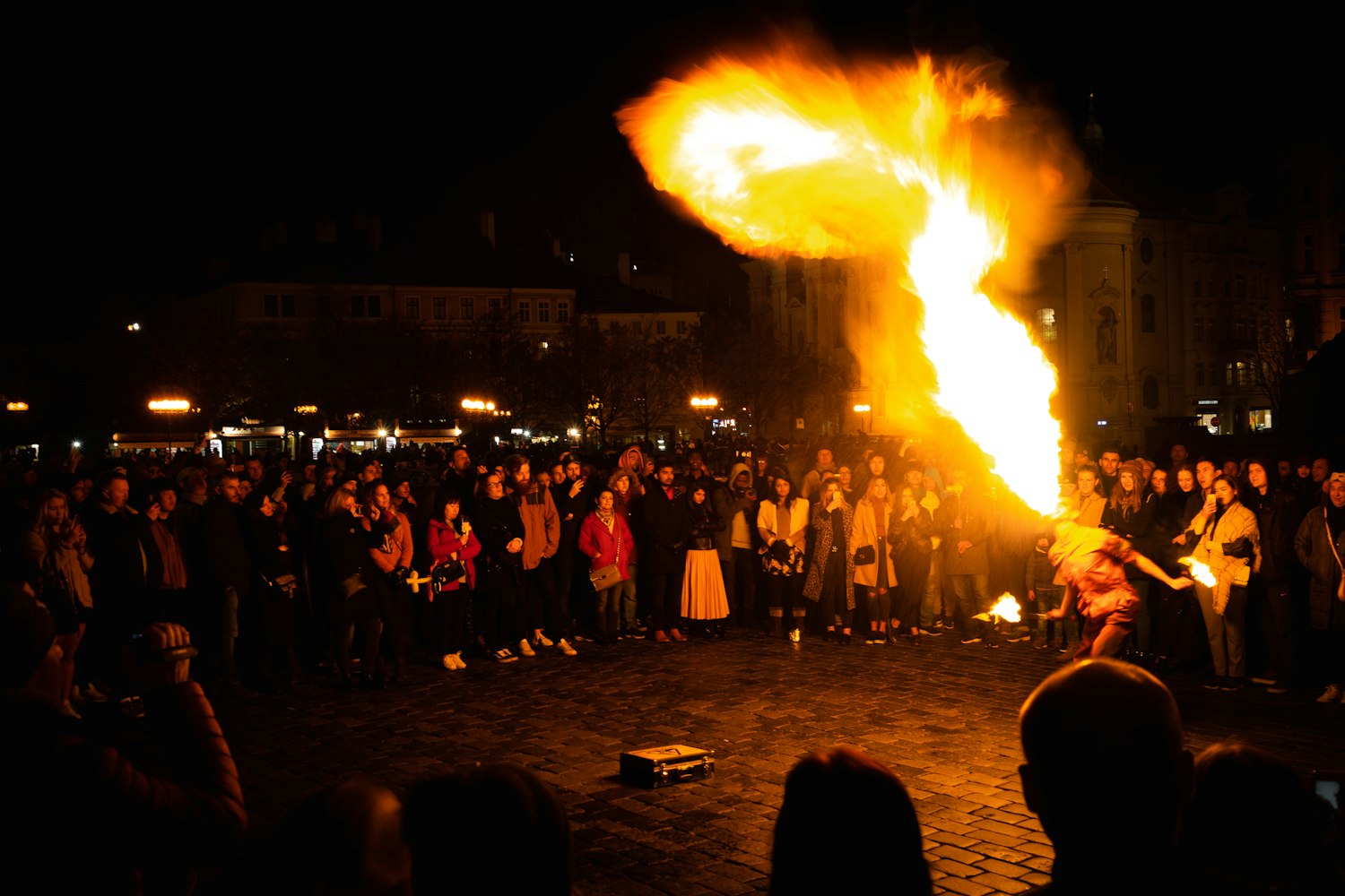 探索五棵柳前沿科技、娱乐与生活社会动态最新资讯