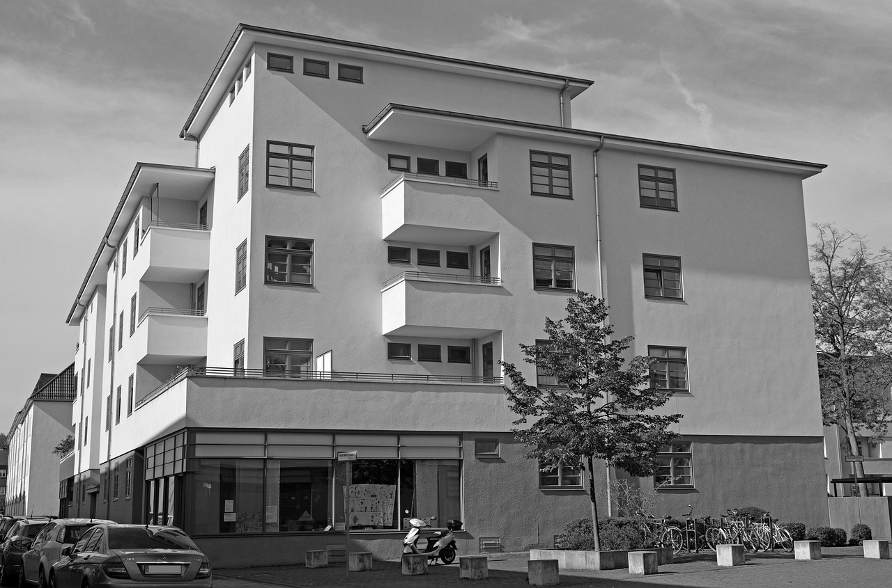 全球军事动态与中国国防建设最新时事速递