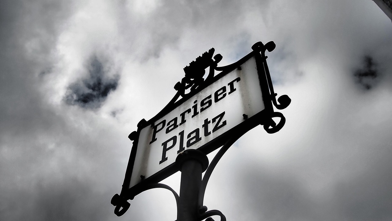 最新净值公布深度解读与影响分析报告发布!