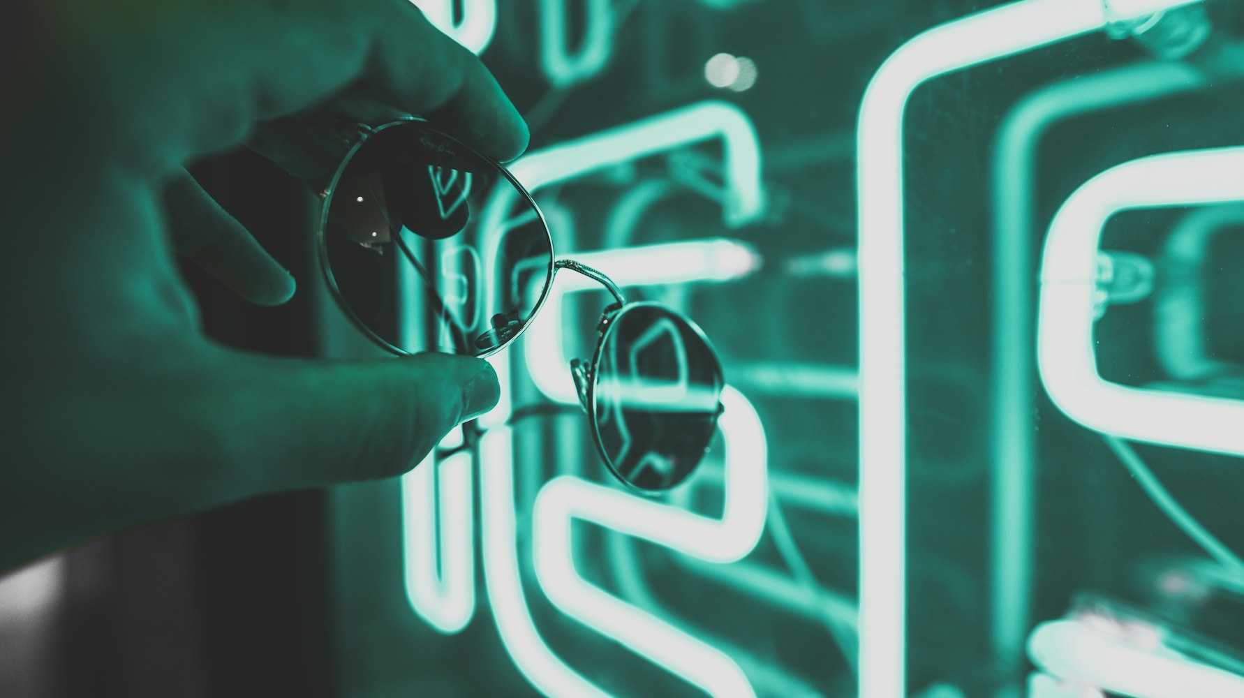 企业宣传片拍摄价格的深度解析与影响因素探讨