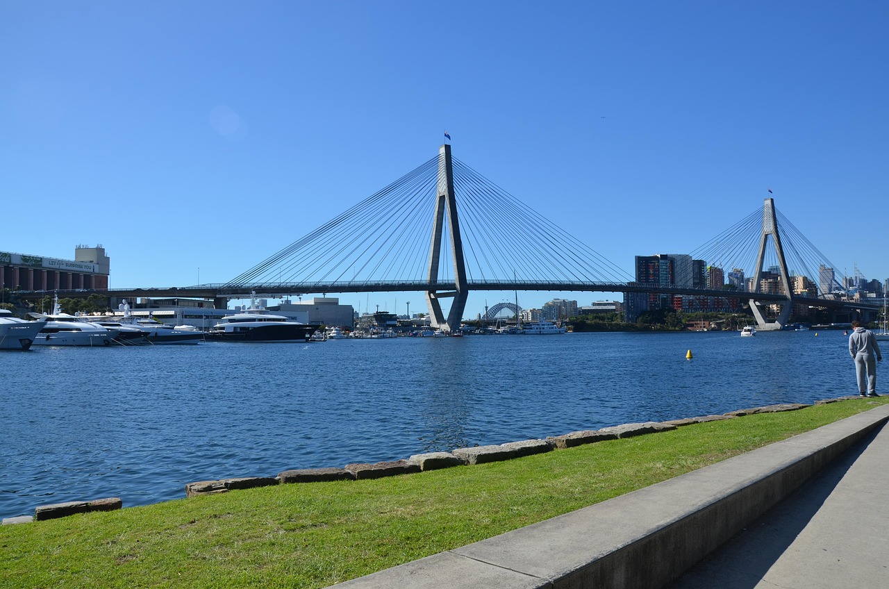 贵港高山大桥建设迈向新时代里程碑,最新进展揭秘!