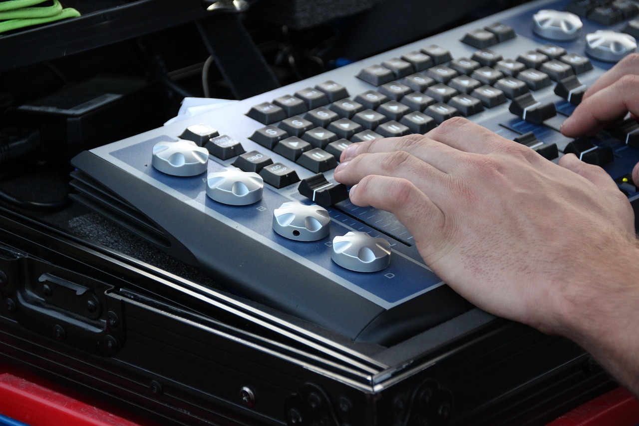 东方影坛新动态,探索与创新的时代浪潮