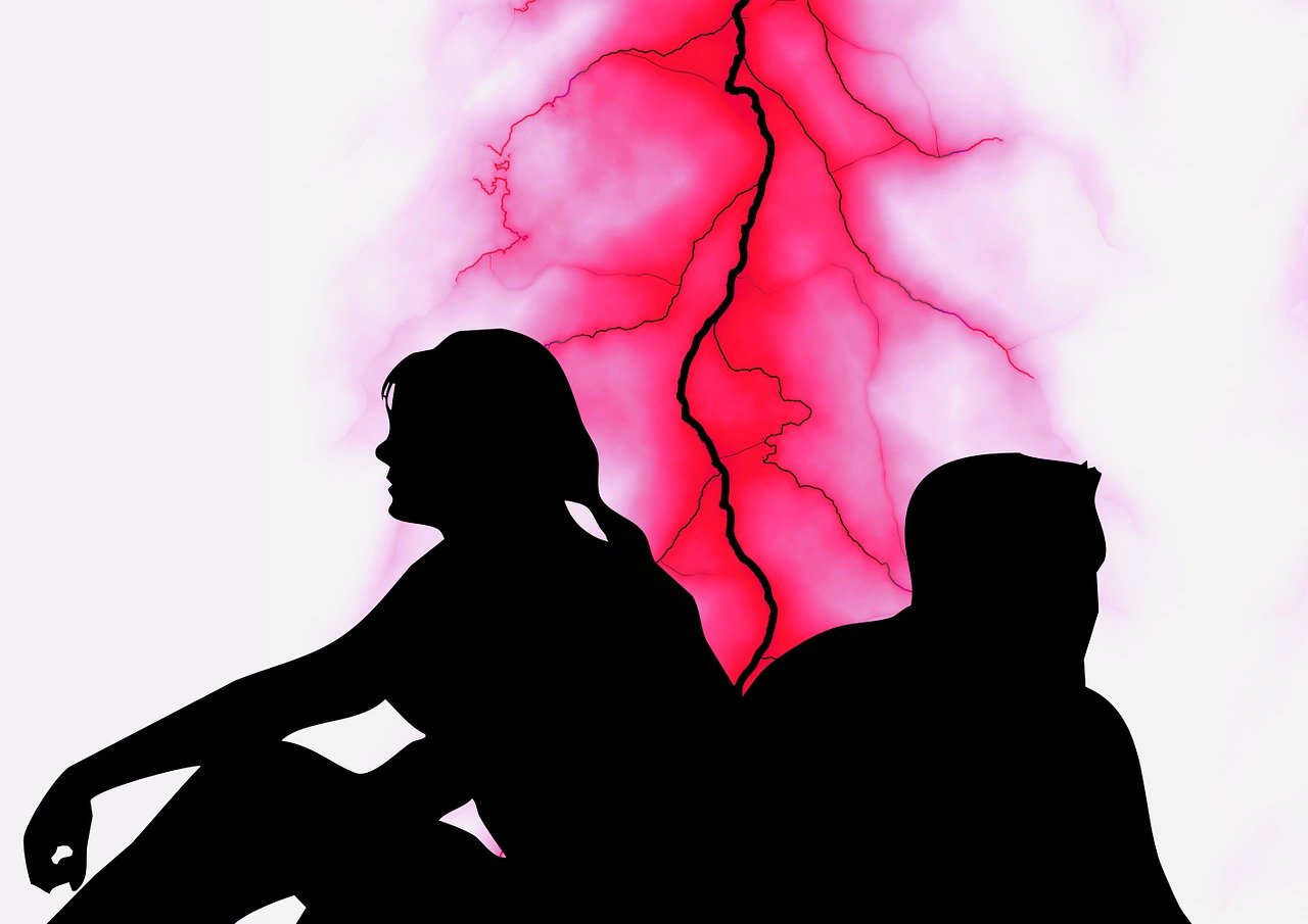 动漫裸胸现象,审美争议与探讨