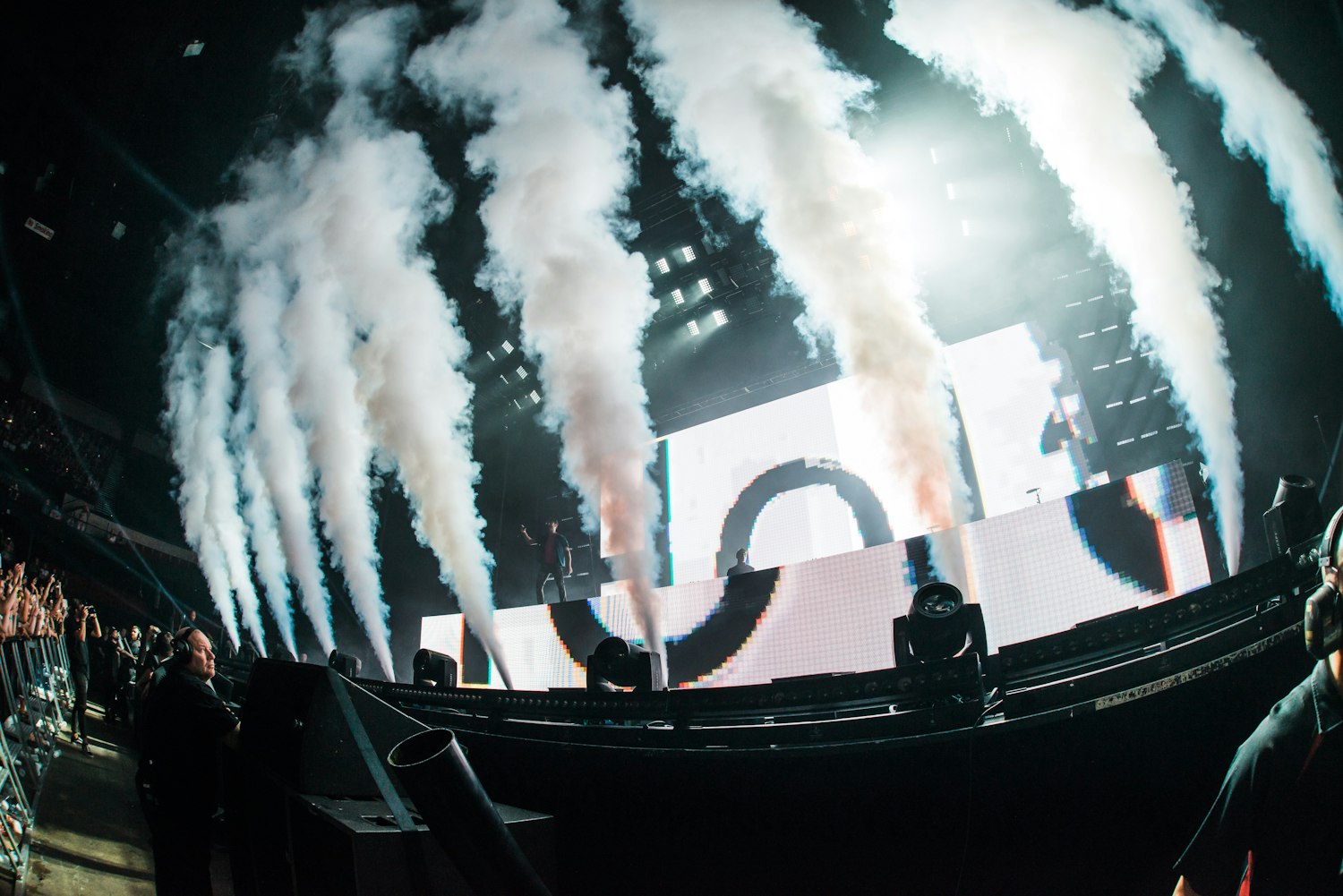 体育比赛中的魔力之音，激发激情与营造氛围的音乐力量