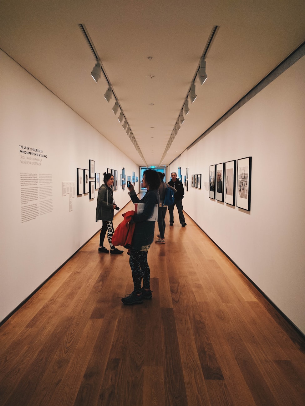 引领时尚风潮的潮流色彩艺术新风尚