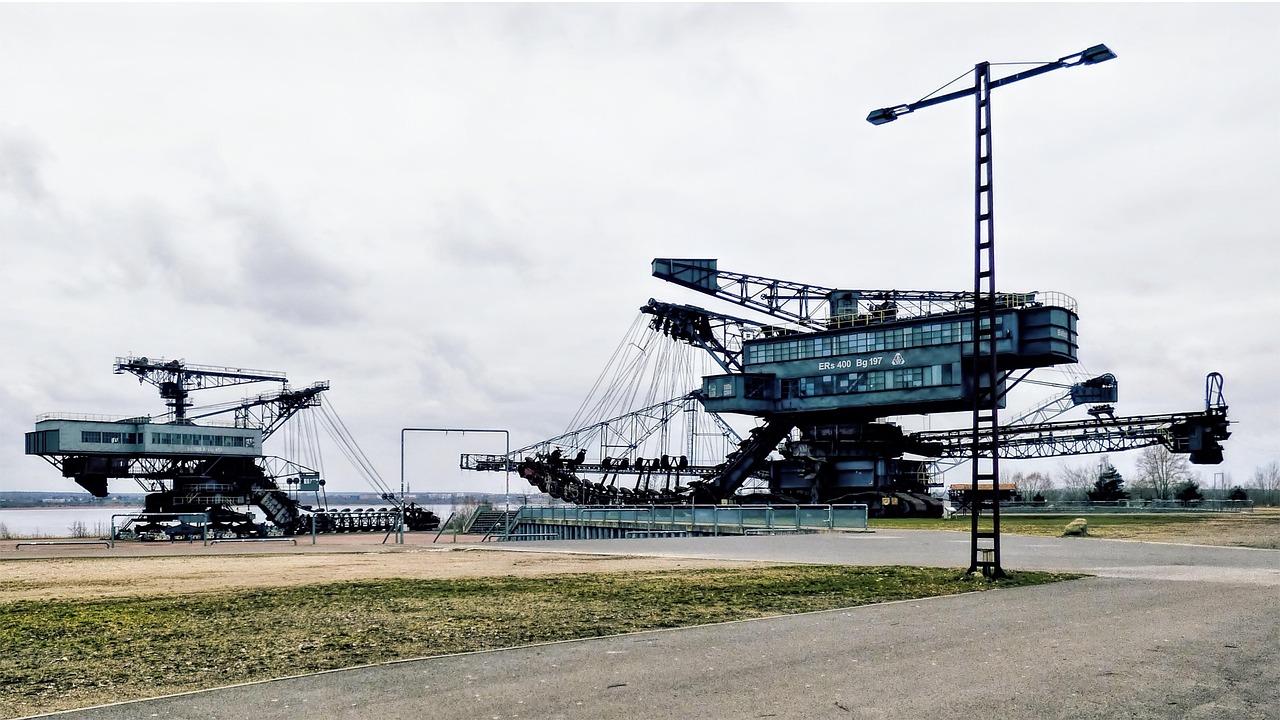 最新风炮机技术革新矿业开采与加工，新利器亮相！