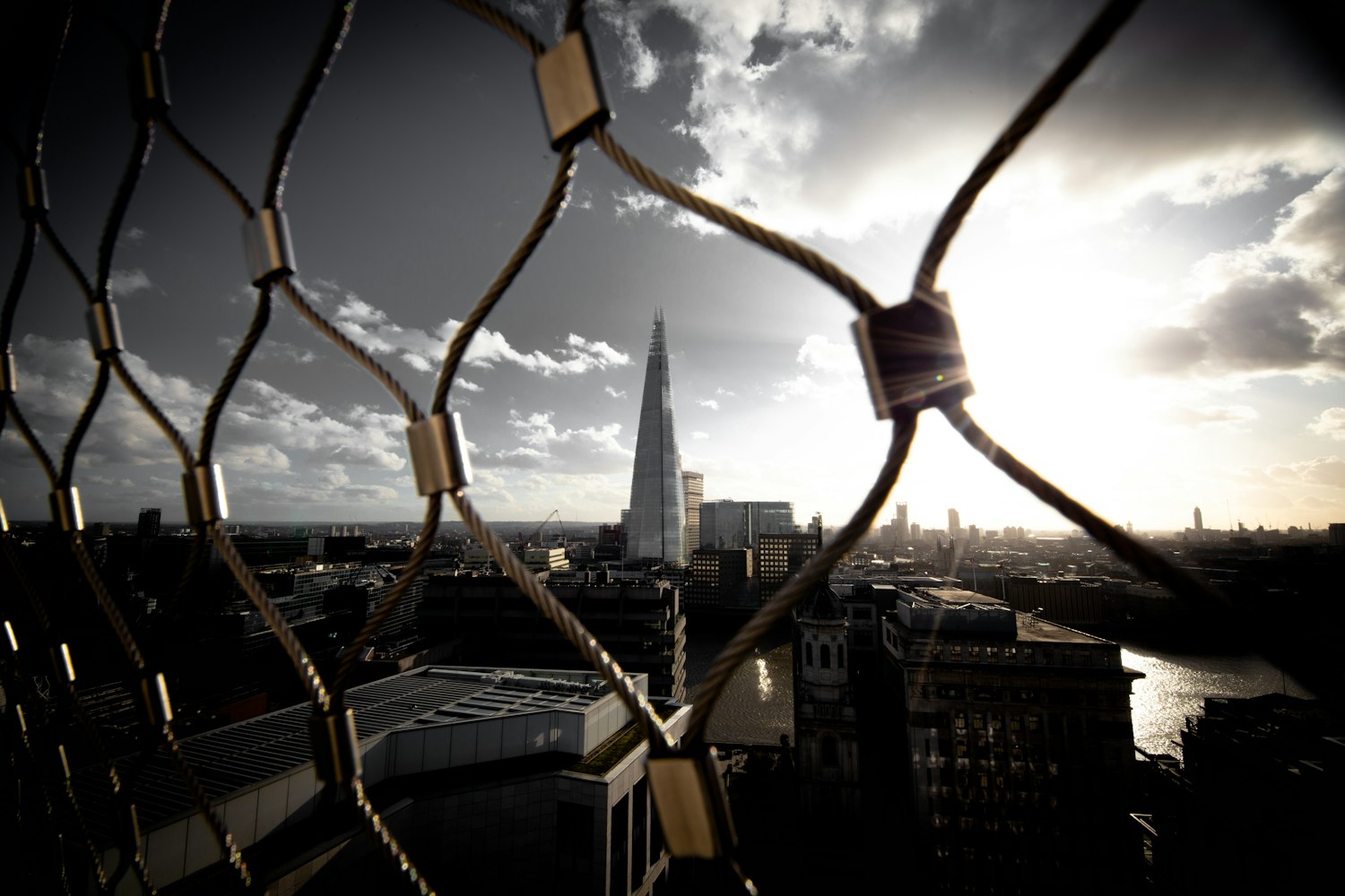 探索二次元世界的全新视界,全屏动漫壁纸