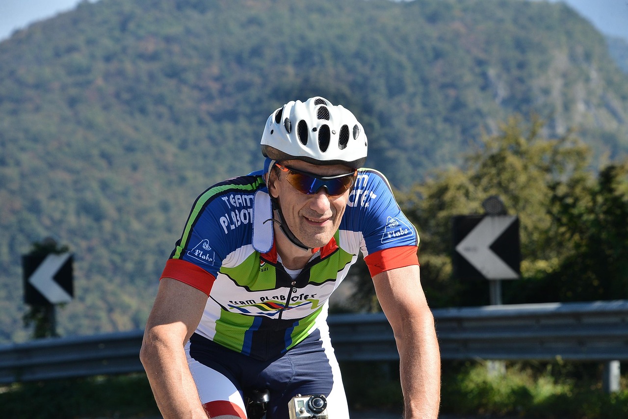 拳王多奈尔再度闪耀赛场,最新赛事报道与表现回顾